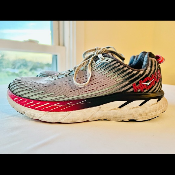 HOKA ONE ONE CLIFTON WOMEN’S Shoe size 7 - Picture 6 of 13